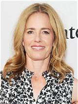 Elisabeth Shue Net Worth: a Detailed Look into Her Wealth in 2023
